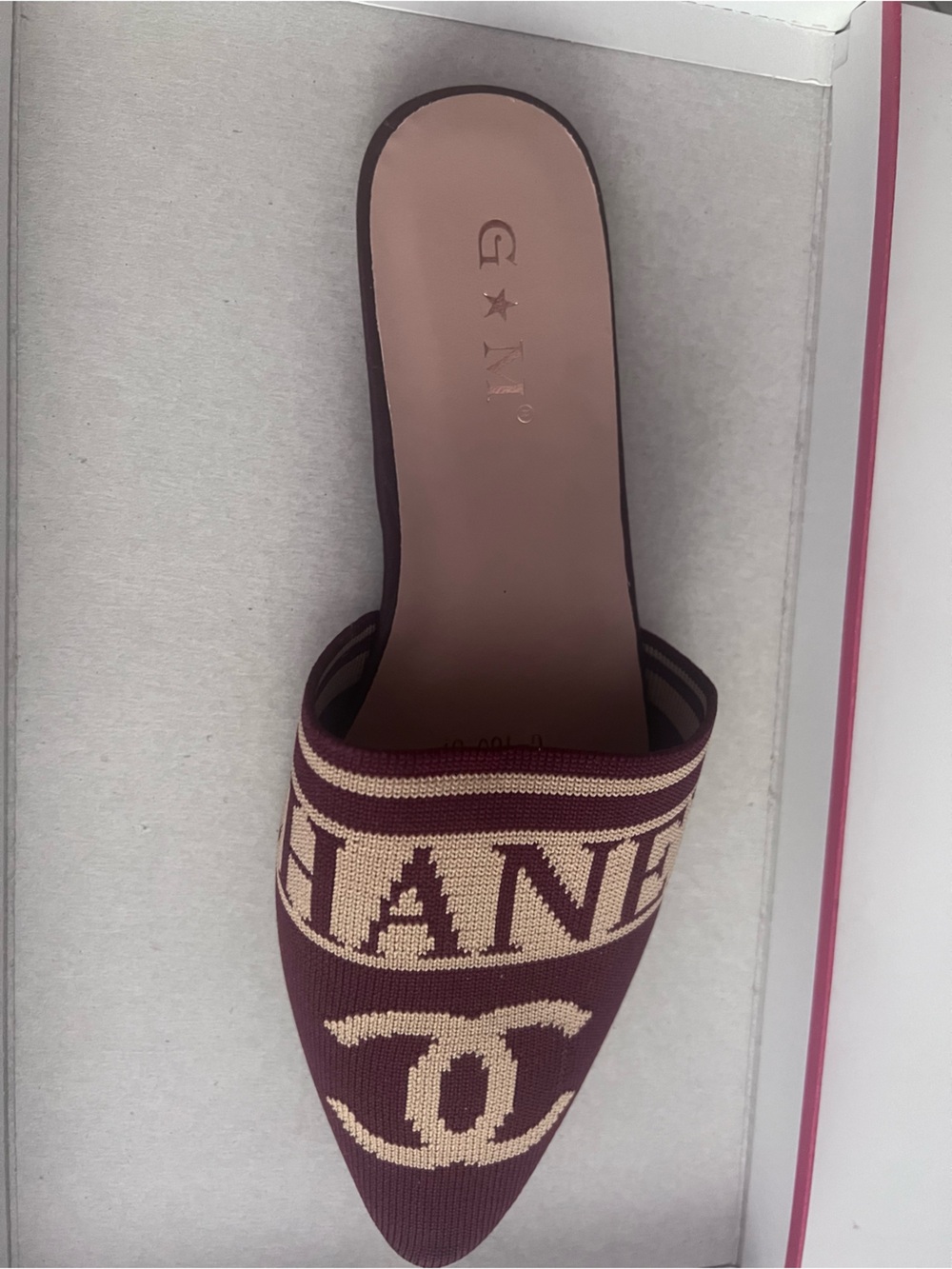 CHANEL Burgundy and Cream Pointed Knit Slide Mule